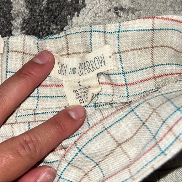 Sky and Sparrow skirt - Picture 2 of 5